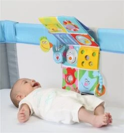Taf Toys Activity Center Voor Aan De Box, Campingbed Of Los Te Gebruiken, Met Muziek En Licht – 0 Tot 24 Maanden -Bekend Babyproducten Winkel 1121x1200 1