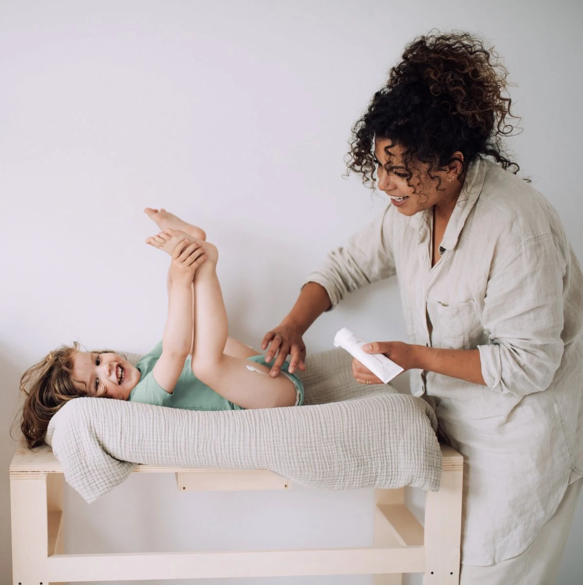 Naïf Billencrème Voor De Gevoelige Huid Met Zink - Parfumvrij - Baby & Kids - 75ml - Met Natuurlijke Ingrediënten 7 Naïf Billencrème Voor De Gevoelige Huid Met Zink - Parfumvrij - Baby & Kids - 75ml - Met Natuurlijke Ingrediënten - Afbeelding 5