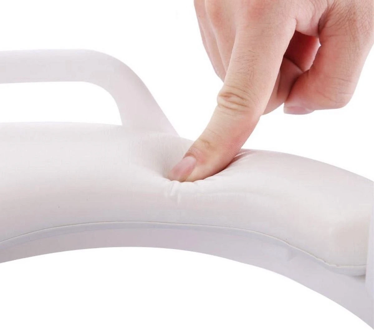 Universele Toiletbril Met Handvaten Voor Kinderen | Kinder Toiletzitje Toiletstoel | WC-bril Verkleiner Voor Peuters En Kleuters | Roze LB-A23 5 Universele Toiletbril Met Handvaten Voor Kinderen | Kinder Toiletzitje Toiletstoel | WC-bril Verkleiner Voor Peuters En Kleuters | Roze LB-A23 - Afbeelding 3