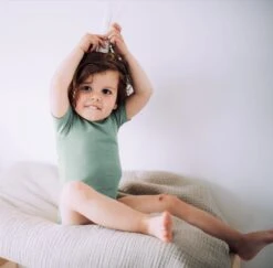 Naïf Billencrème Voor De Gevoelige Huid Met Zink - Parfumvrij - Baby & Kids - 75ml - Met Natuurlijke Ingrediënten 11 Naïf Billencrème Voor De Gevoelige Huid Met Zink - Parfumvrij - Baby & Kids - 75ml - Met Natuurlijke Ingrediënten -Bekend Babyproducten Winkel 1200x1179 14