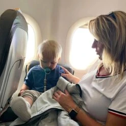 Deryan AirTraveller Vliegtuigbedje - Reiskussen Met Matras - Compact Opgevouwen -Bekend Babyproducten Winkel 1200x1200 1041