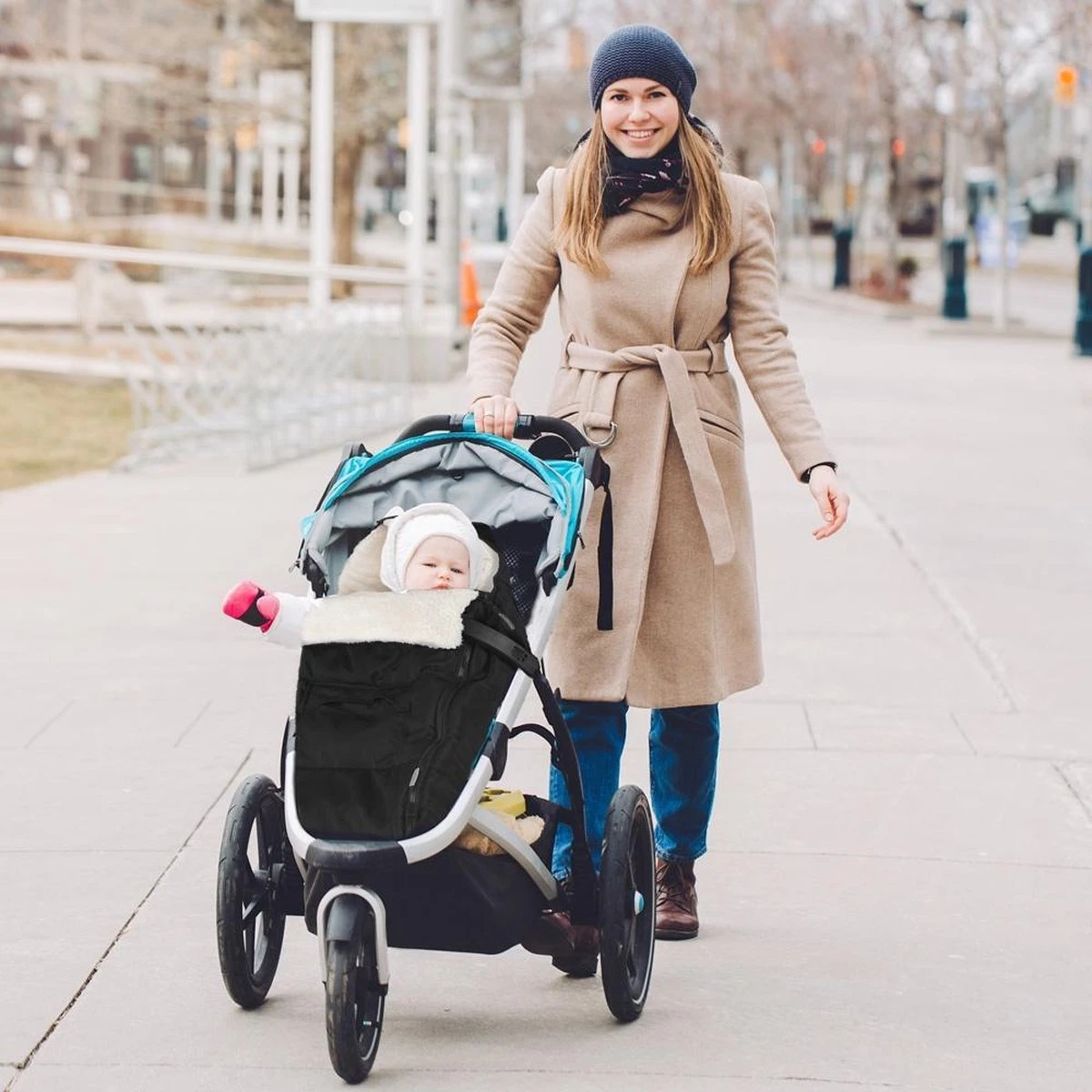 Monzana Kinderwagen Voetenzak Zwart | Teddy | Maxi-Cosi 4 Monzana Kinderwagen Voetenzak Zwart | Teddy | Maxi-Cosi - Afbeelding 2