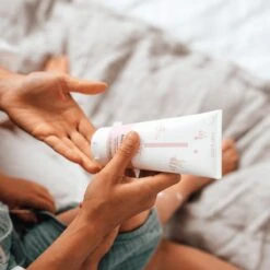 Naïf Verzachtende Bodylotion - Baby En Kids - 200ml – Met Natuurlijke Ingrediënten -Bekend Babyproducten Winkel 1200x1200 1356