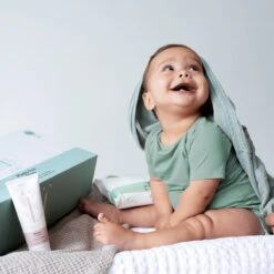 Naïf Plasticvrije Billendoekjes - Voordeelverpakking Box 8 Stuks - 54 Doekjes Per Pak - Met Natuurlijke Ingrediënten -Bekend Babyproducten Winkel 1200x1200 1400