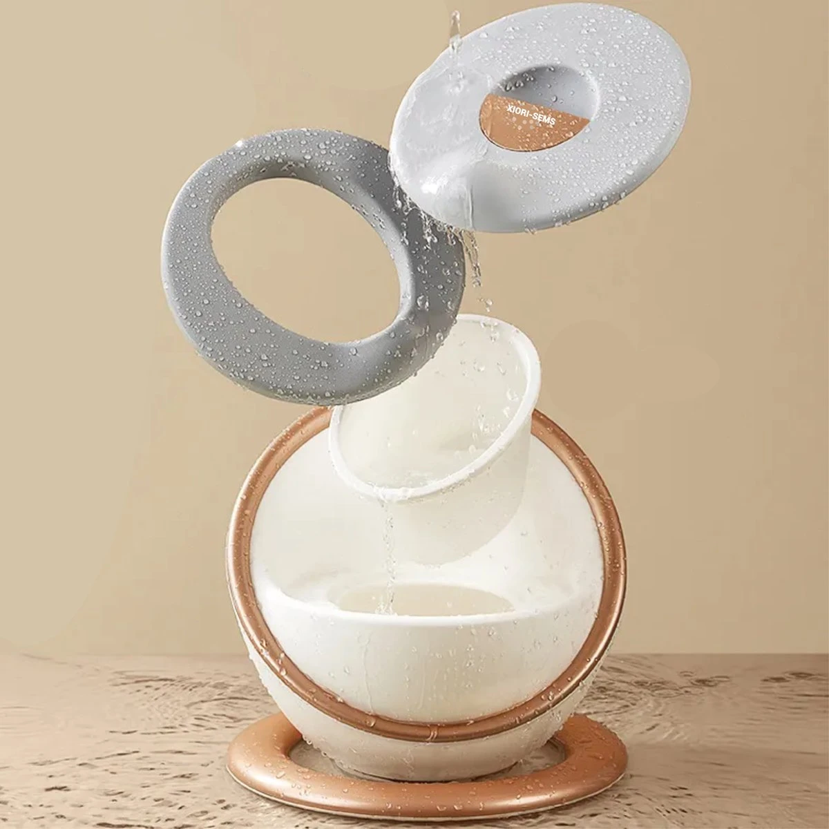 XIORI-SEMS - Plaspotje - Potje Peuter - Potje - WC Verkleiner - WC Potje Peuter - Toilet - Zindelijkheid - Toilettrainer - Wit Met Goud - Design - Jongens En Meisjes - Kraamcadeau – Kraamvisite – Babyshower – Verjaardag - Cadeau - Potje Goud 7 XIORI-SEMS - Plaspotje - Potje Peuter - Potje - WC Verkleiner - WC Potje Peuter - Toilet - Zindelijkheid - Toilettrainer - Wit Met Goud - Design - Jongens En Meisjes - Kraamcadeau – Kraamvisite – Babyshower – Verjaardag - Cadeau - Potje Goud - Afbeelding 5