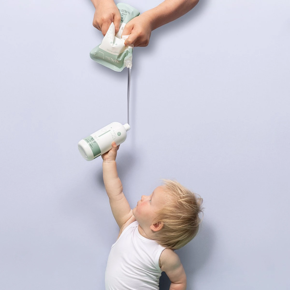 Naïf Voedende Shampoo – Navulverpakking - Baby En Kids - 500ml - Met Natuurlijke Ingrediënten 9 Naïf Voedende Shampoo – Navulverpakking - Baby En Kids - 500ml - Met Natuurlijke Ingrediënten - Afbeelding 7