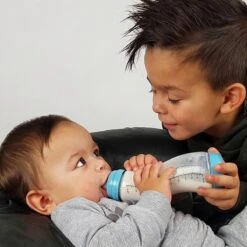 Difrax Glazen Babyfles 250 Ml Natural - Anti-Colic - Blauw - 1 Stuk -Bekend Babyproducten Winkel 1200x1200 186