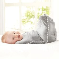 Love To Dream™ Babyslaapzak Swaddle Up™ - Inbakeren - Baby 0-2 Maanden - 2.2-3.8 Kg - All Season - Grijs -Bekend Babyproducten Winkel 1200x1200 2331