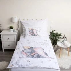 Disney Dumbo BABY Dekbedovertrek, Stars - 100 X 135 Cm - Katoen -Bekend Babyproducten Winkel 1200x1200 2488