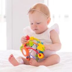 Playgro Speel En Leerbal - Grijp- En Bijtspeelgoed - Klikklak Geluiden - Spiegeltje - Kralen - Cilinder Met Rattelende Ballen -Bekend Babyproducten Winkel 1200x1200 334
