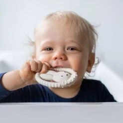 Bambolino Toys - Nijntje Bijtring - Natuurlijk Rubber - Kraamcadeau - Baby -Bekend Babyproducten Winkel 1200x1200 459