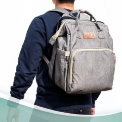 Luiertas Rugzak - Monx Luiertas Verzorgingstas Met Uitklapbaar Babybedje - Overzichtelijke Luierrugzak Extra Buggy En Kinderwagen Haken Inclusief Geïsoleerde Flessenhouder - Grijs 25 Luiertas Rugzak - Monx Luiertas Verzorgingstas Met Uitklapbaar Babybedje - Overzichtelijke Luierrugzak Extra Buggy En Kinderwagen Haken Inclusief Geïsoleerde Flessenhouder - Grijs -Bekend Babyproducten Winkel 1200x1200 552