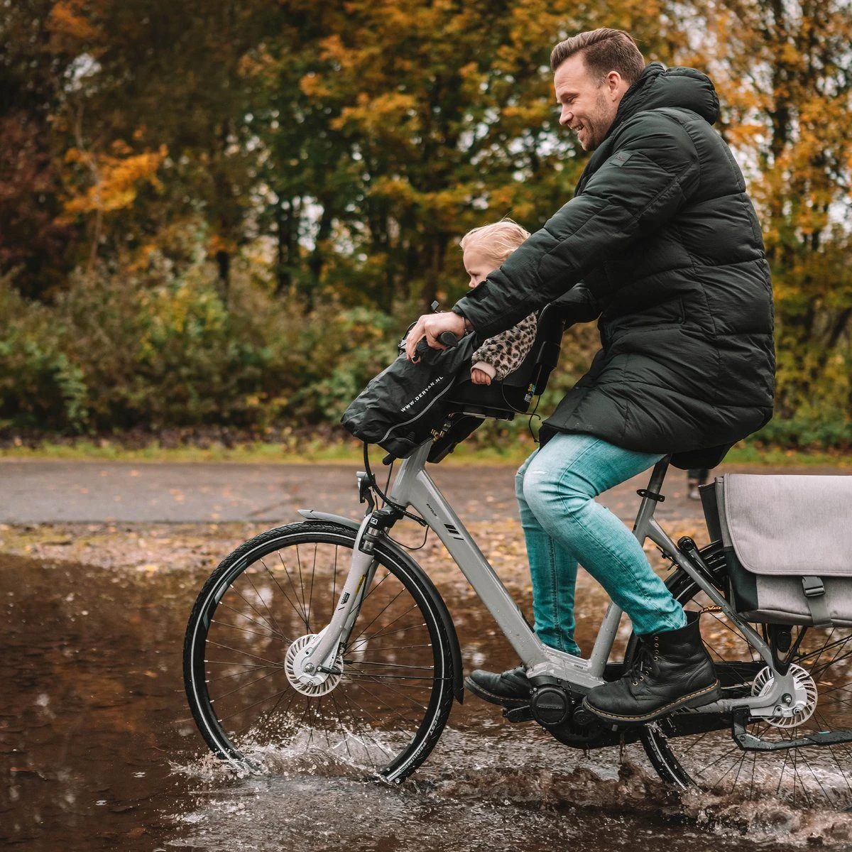 Deryan Bike-a-way Fietsstoeltje Voor - Fiets Regenhoes - Warme Jas En Windbreaker + Regenponcho - Bobike & Yepp 4 Deryan Bike-a-way Fietsstoeltje Voor - Fiets Regenhoes - Warme Jas En Windbreaker + Regenponcho - Bobike & Yepp - Afbeelding 2