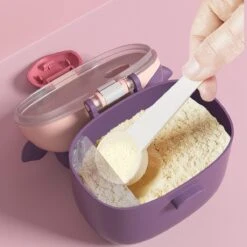 Melkpoeder Toren – Reisbox – Doseerdoosje – Bewaardoos – Dispenser - Paarse Snuiter 9 Melkpoeder Toren – Reisbox – Doseerdoosje – Bewaardoos – Dispenser - Paarse Snuiter -Bekend Babyproducten Winkel 1200x1200 59