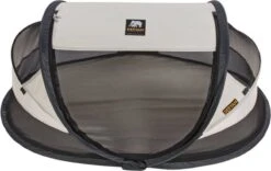 Deryan Baby Luxe Campingbedje – Inclusief Zelfopblaasbare Matras - Cream -Bekend Babyproducten Winkel 1200x757 1