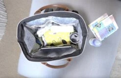 Periwinkle - Luiertassen - Waterproof Baby Verzorgingstas - Baby Rugzak - Luiertas - Verzorgingstas - Linnen - Bordeaux -Bekend Babyproducten Winkel 1200x772 12