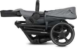 Easywalker Harvey 3 / Harvey³ Voordeelset Bestaande Uit Kinderwagen, Reiswieg, Voetenzak, Regenhoes Voor Zitting En Reiswieg, Hoes Voor De Reiswiegmatras - Kleur Fossil Grey -Bekend Babyproducten Winkel 1200x774 1