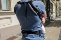 Praktische Draagzak Baby - Donkergrijs - Babydrager - Buikdrager En Rugdrager - Opbergtas Inbegrepen -Bekend Babyproducten Winkel 1200x794 2