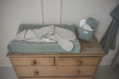 Koeka Newborn Baby Omslagdoek Dijon Daily - Zand -Bekend Babyproducten Winkel 1200x799 95