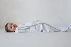 Pacco Plus XL Afbouwdoek Vanaf 8 Kg - Wit -Bekend Babyproducten Winkel 1200x799 97