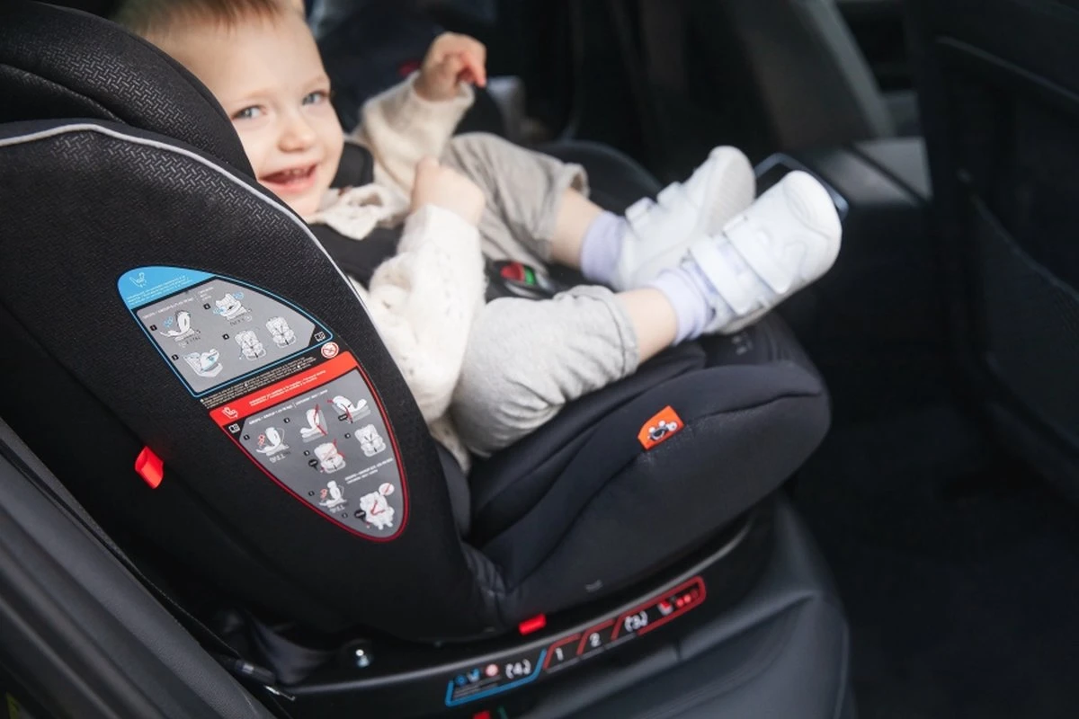 Babyauto Biro D FIX Black Group 0+ 1 2 3 - 0 Tot 36 Kg - Isofix 21 Babyauto Biro D FIX Black Group 0+ 1 2 3 - 0 Tot 36 Kg - Isofix - Afbeelding 19