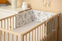 Sensillo Baby Bedbumper - Bedomrander - Anti Stootrand Ledikant - Bed Zijbeschermers - 180x30cm - Wafel Mint Hertjes -Bekend Babyproducten Winkel 1200x800 419