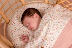 Little Dutch Ledikantdeken Flowers & Butterflies -Bekend Babyproducten Winkel 1200x800 552