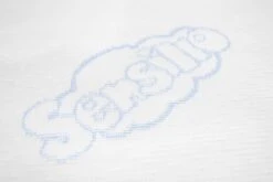 Sensillo Baby Reflux Kussen Hellend - Wigkussen - Verhogend Kussen Baby - Kinderwagen Kussen Baby 11 Sensillo Baby Reflux Kussen Hellend - Wigkussen - Verhogend Kussen Baby - Kinderwagen Kussen Baby -Bekend Babyproducten Winkel 1200x800 561