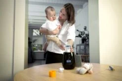 Alecto BW700BK - Snelle Digitale Flessenwarmer 500W Voor Opwarmen, Steriliseren En Ontdooien - Inclusief Stoomkap - Bediening Via Display - Zwart -Bekend Babyproducten Winkel 1200x804