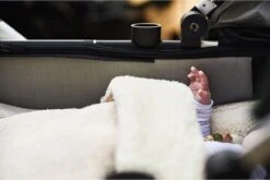 Jollein Voetenzak Voor Autostoel & Kinderwagen - Bliss Knit - Nougat -Bekend Babyproducten Winkel 1200x804 7