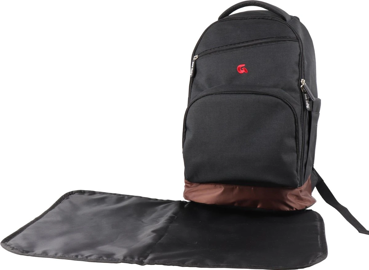 Stoere Luiertas - Rugzak - Inclusief Verschoningsmatje - Zwart 8 Stoere Luiertas - Rugzak - Inclusief Verschoningsmatje - Zwart - Afbeelding 6