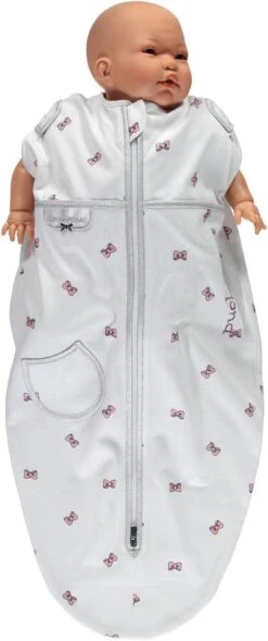 Puckababy Inbakerslaapzak Original Mini 3-6m - White Bowy -Bekend Babyproducten Winkel 503x1200 1