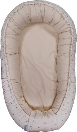 MamaLoes Stippen Omkeerbaar Babynest ML020107 -Bekend Babyproducten Winkel 697x1200 1