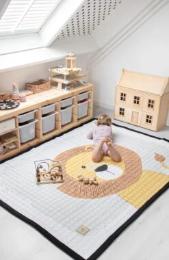 Love By Lily - Groot Speelkleed - Mr. Chairman Lion - 200x150cm -Bekend Babyproducten Winkel 780x1200 1