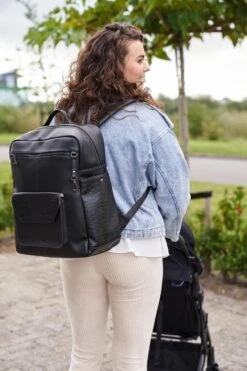 Little Company Luiertas - Santiago Zwart -Bekend Babyproducten Winkel 799x1200 20