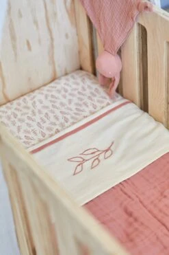 Jollein Baby Hoeslaken Ledikant Jersey 60x120cm - Meadow - Chestnut 20 Jollein Baby Hoeslaken Ledikant Jersey 60x120cm - Meadow - Chestnut -Bekend Babyproducten Winkel 799x1200 89