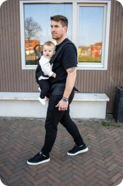 Deryan Pack Luxe Ergonomische Draagzak - Babydrager + Opbergvakjes - Zwart -Bekend Babyproducten Winkel 800x1200 110