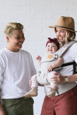 Tula Draagzak Explore - Linen Sand -Bekend Babyproducten Winkel 800x1200 122