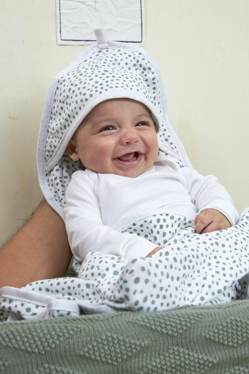 Meyco Badcape Basic Jersey/Cheetah 2-pack - Forest Green - 80x80cm 7 Meyco Badcape Basic Jersey/Cheetah 2-pack - Forest Green - 80x80cm - Afbeelding 5