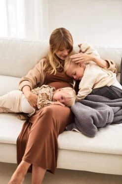 Jollein Baby Deken Ledikant 100x150cm Teddy Bliss Knit - Storm Grey -Bekend Babyproducten Winkel 800x1200 286