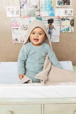 Koeka Omslagdoek Baby Wafel Antwerp - Zand 16 Koeka Omslagdoek Baby Wafel Antwerp - Zand -Bekend Babyproducten Winkel 800x1200 309