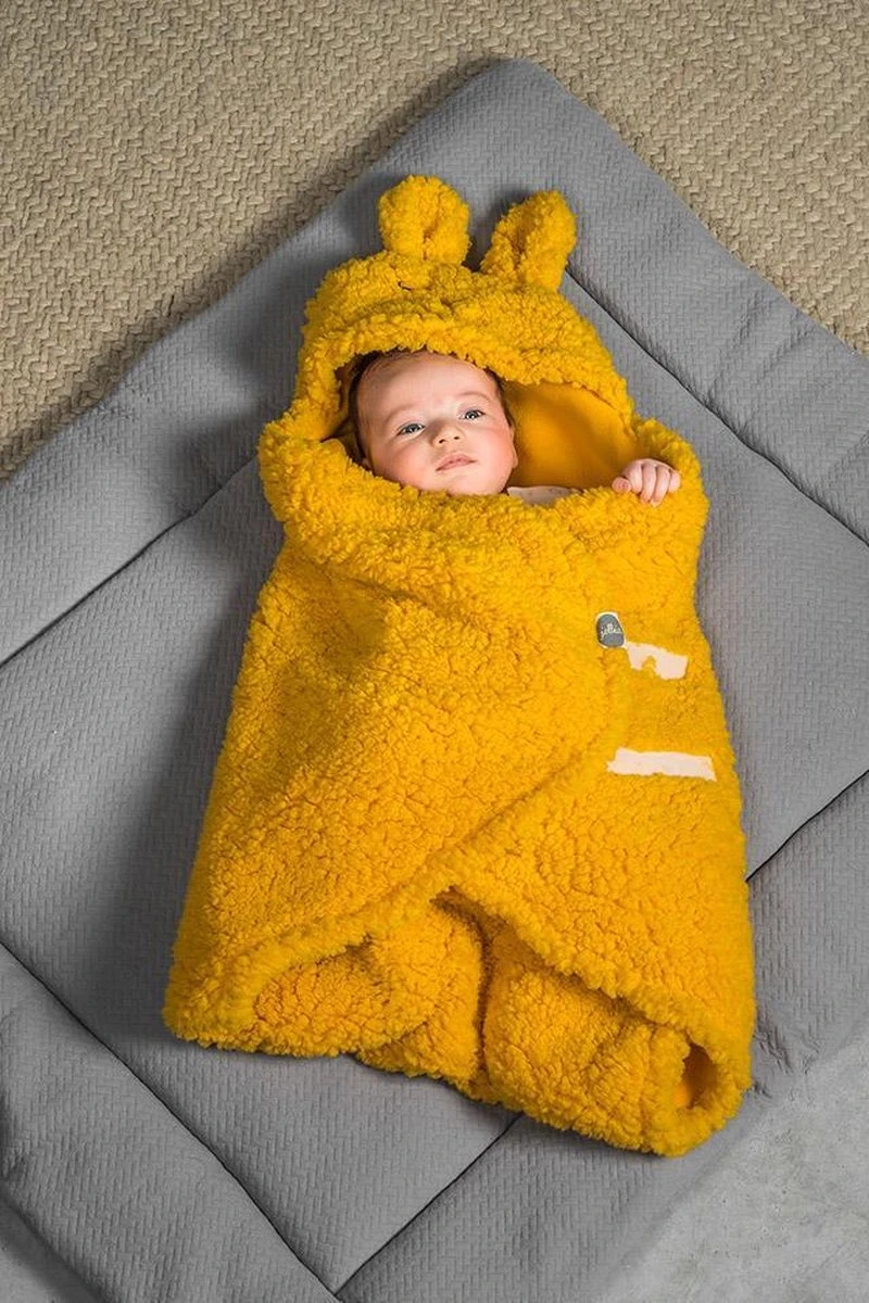 Jollein Wikkeldeken Bunny 100x105cm - Mustard 6 Jollein Wikkeldeken Bunny 100x105cm - Mustard - Afbeelding 4