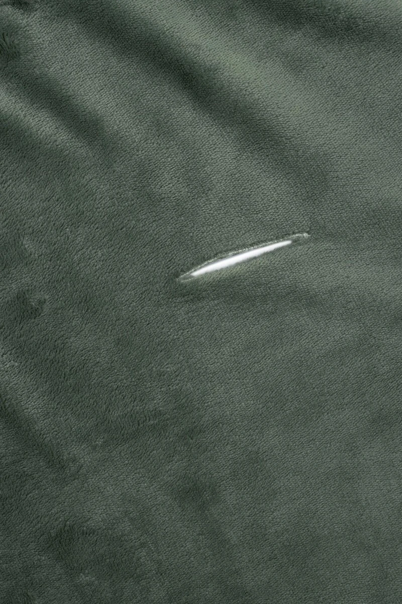 Meyco Wikkeldeken Fleece Cheetah - Forest Green 6 Meyco Wikkeldeken Fleece Cheetah - Forest Green - Afbeelding 4