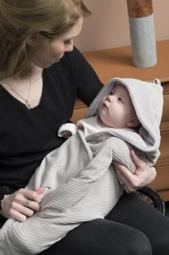 Baby's Only Wikkeldeken - Omslagdoek Baby Sense - Teddy Voering - Wit - 75x75 Cm - Geschikt Voor Drie- En Vijfpuntsgordel -Bekend Babyproducten Winkel 800x1200 333