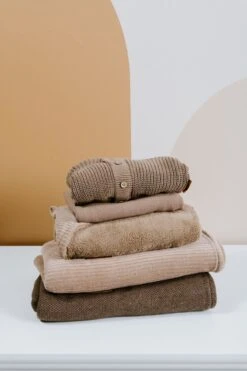 Baby's Only Wikkeldeken - Omslagdoek Baby Sense - Teddy Voering - Clay - 75x75 Cm - Geschikt Voor Drie- En Vijfpuntsgordel -Bekend Babyproducten Winkel 800x1200 341