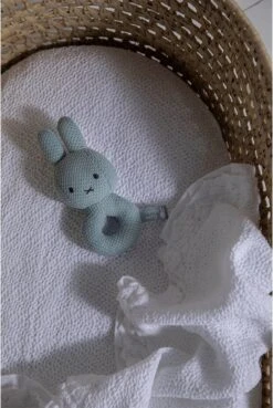 Nijntje Green Knit Rammelaar -Bekend Babyproducten Winkel 803x1200 4