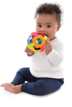 Playgro Shake Rattle And Roll Ball -Bekend Babyproducten Winkel 809x1200 2