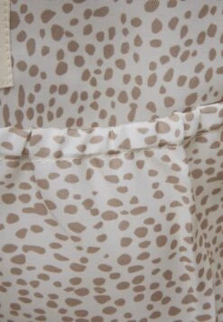 Jollein Luiertas Rugzak Boucle - Biscuit -Bekend Babyproducten Winkel 830x1200 2