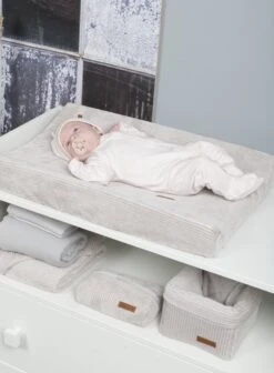 Baby's Only Wikkeldeken - Omslagdoek Baby Sense - Teddy Voering - Kiezelgrijs - 75x75 Cm - Geschikt Voor Drie- En Vijfpuntsgordel -Bekend Babyproducten Winkel 883x1200 3