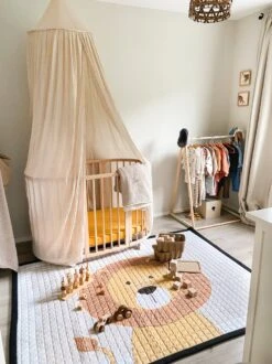 Love By Lily - Groot Speelkleed - Mr. Chairman Lion - 200x150cm -Bekend Babyproducten Winkel 899x1200